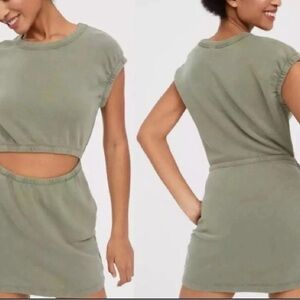 Offline By Aerie NWT Dress Olive GreenSz SM w/ Waist Pockets!